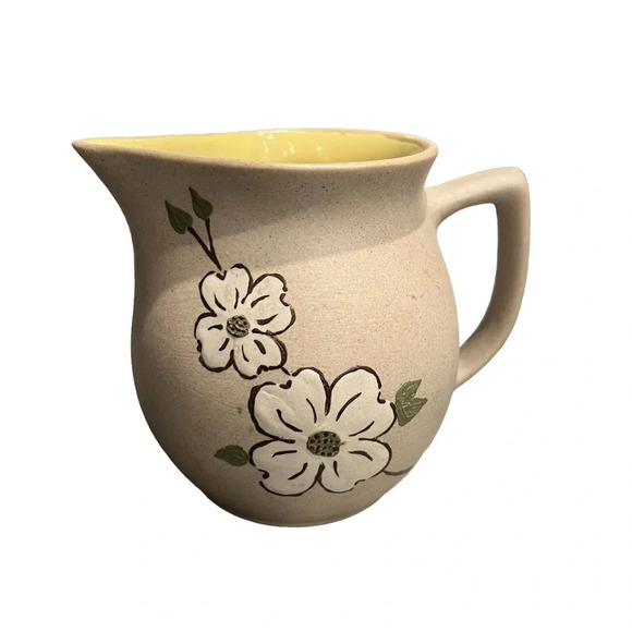 Vintage Pigeon Forge Pottery Dogwood Pitcher Yellow Interior - Picture 1 of 8